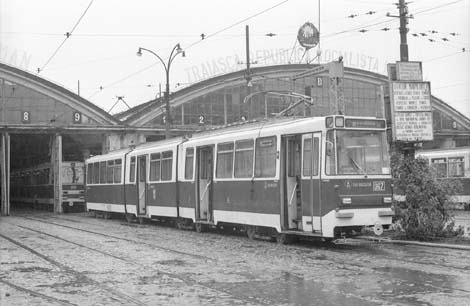 81-085-030.jpg