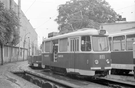 81-085-036.jpg