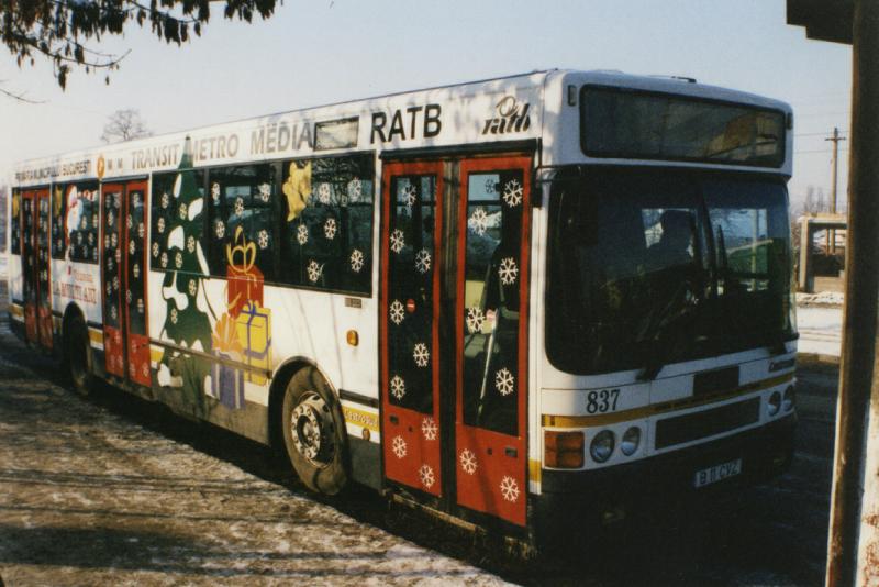 837e0107oo0_936.jpg