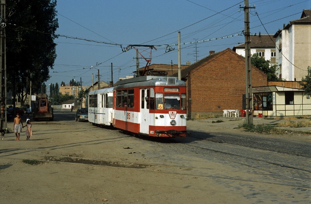 915+986 (2).jpg