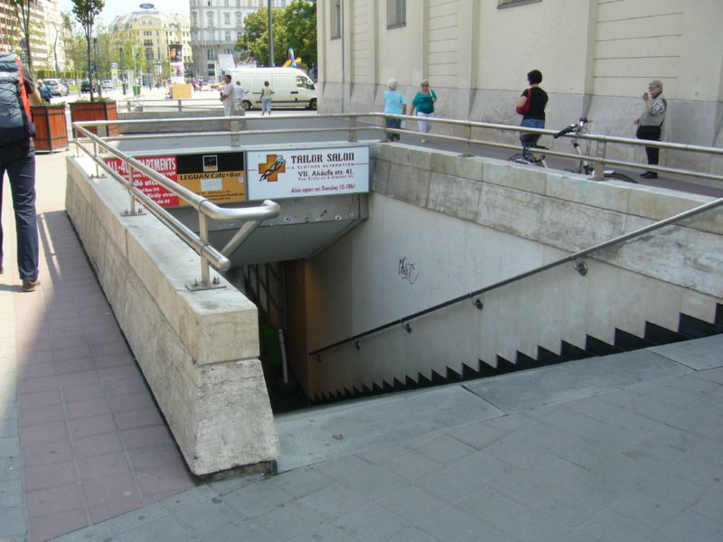 9bP1380897.jpg