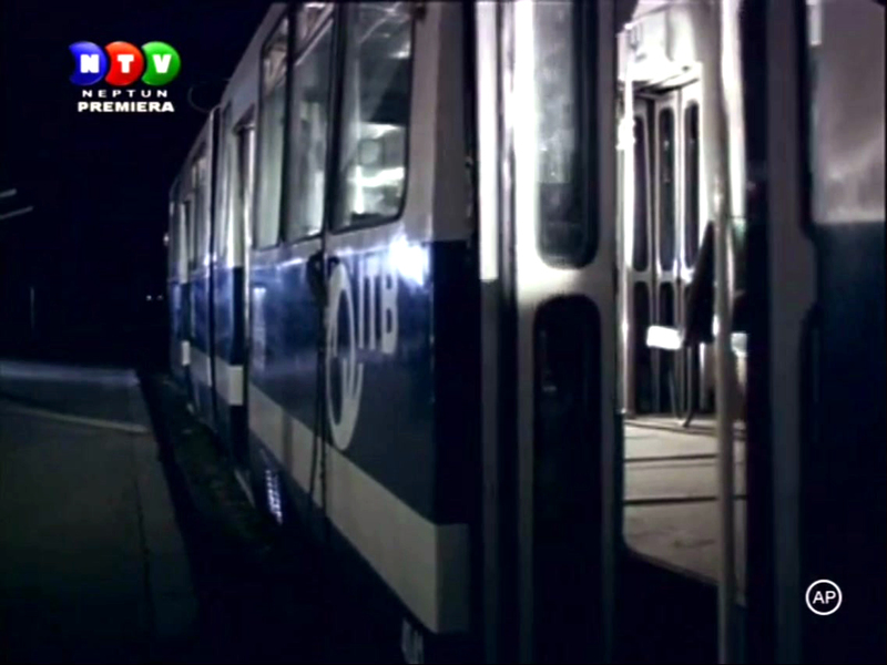Acasa (1984).mkv_20150113_003240.609.jpg