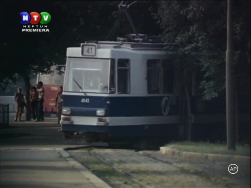 Acasa (1984).mkv_20150115_225918.062.jpg