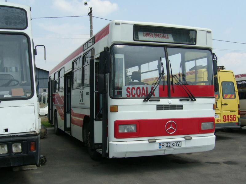 B32KDY-P1090554.jpg