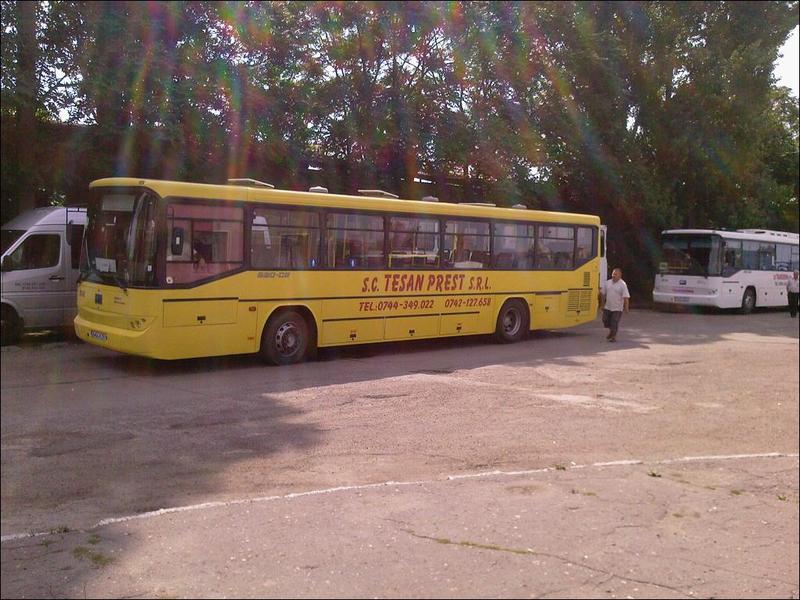 B64KZR.jpg