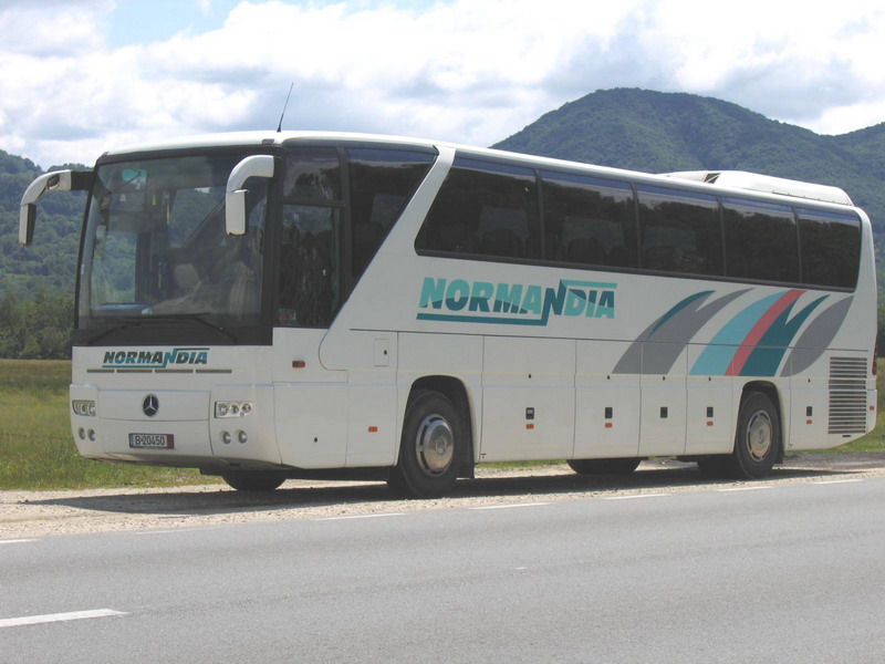 B 20450.jpg