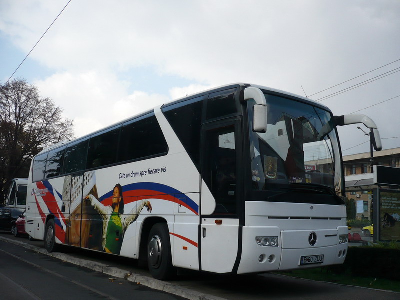 B 60 ZUU.jpg