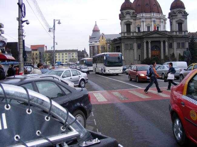 coloana centru.jpg