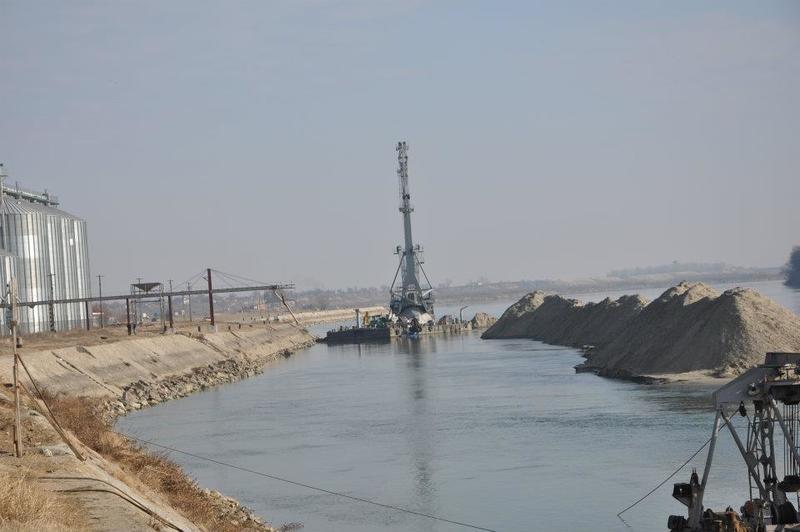 Corabia_port1.jpg