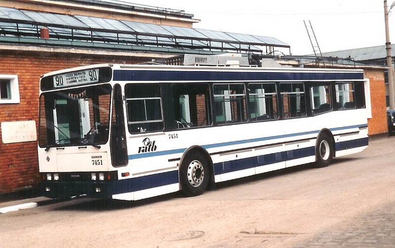 d5gwodem6lxb.jpg