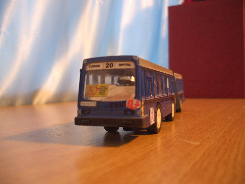 FBW 127 Linia 20.jpg