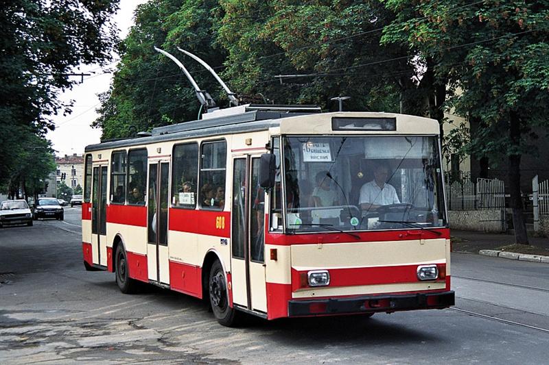 iasi608_020529.jpg