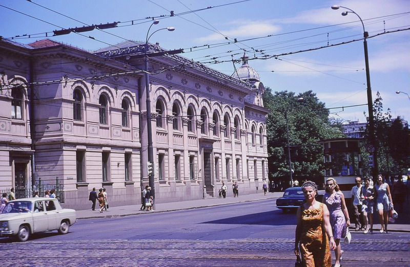 liceul-lazar-1971.jpg