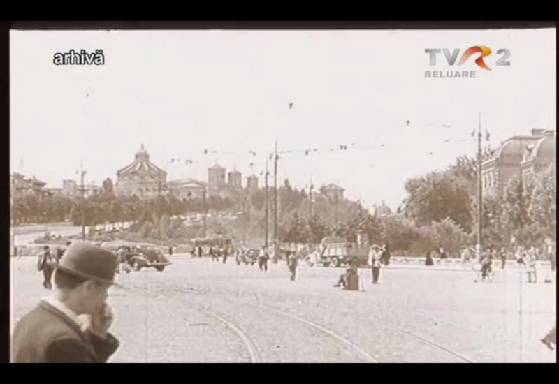 memorialul bucurestilor 7b piata mare.jpg