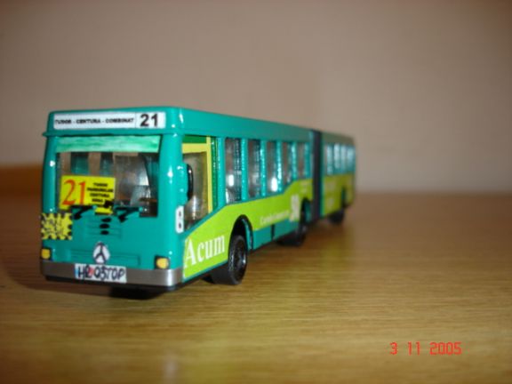 mercedes12.JPG