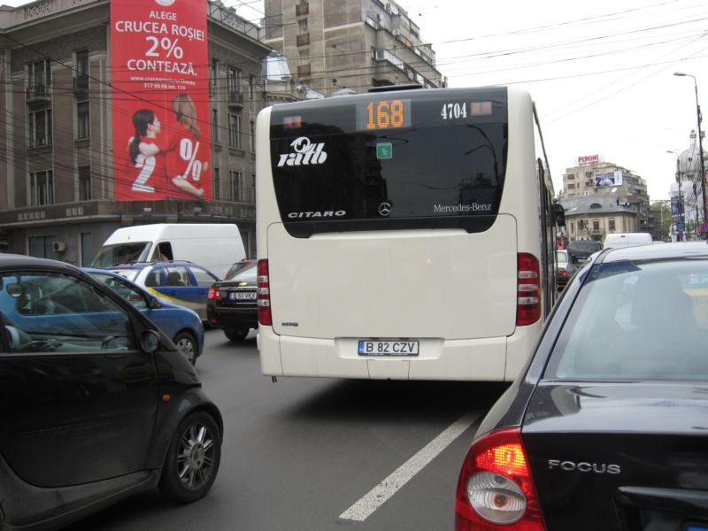 Mercedes Citaro 2 #4704 (B 82 CZV) 800x600.JPG