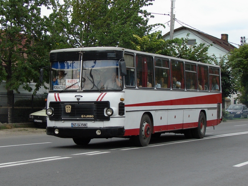 NT04YMK.JPG