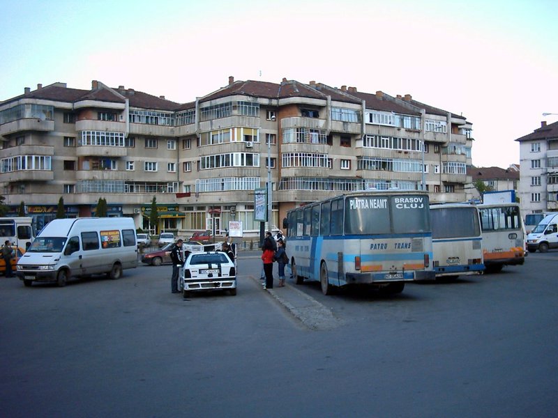 Piatra Neamt -gara 2.JPG