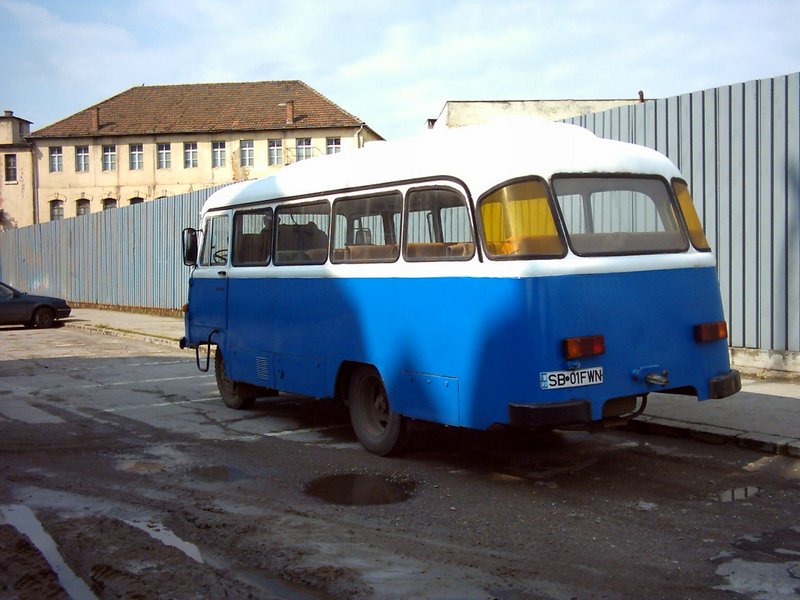 robur.JPG