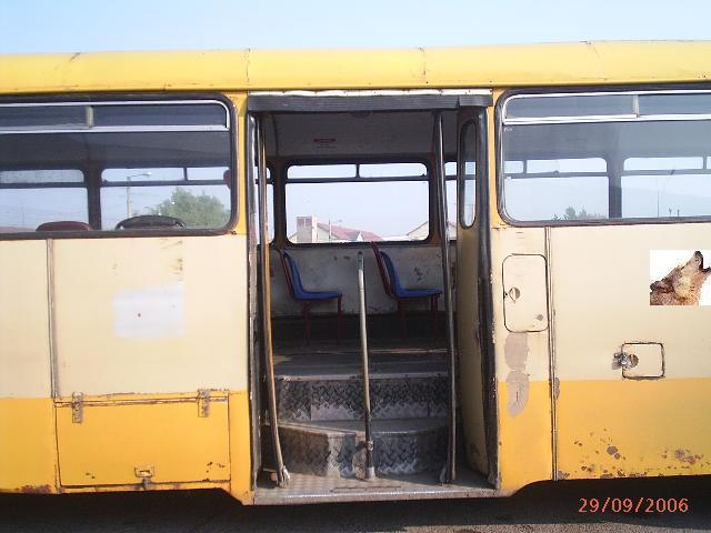 SM-32-BUS-32.jpg