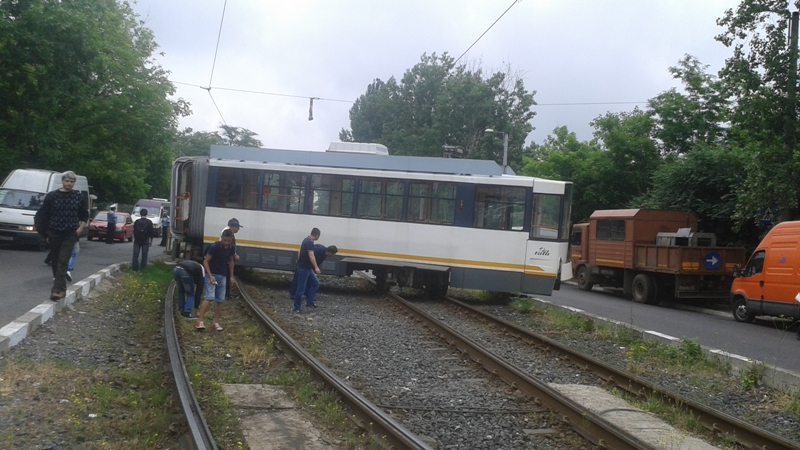 tramvai_1_88729600.jpg