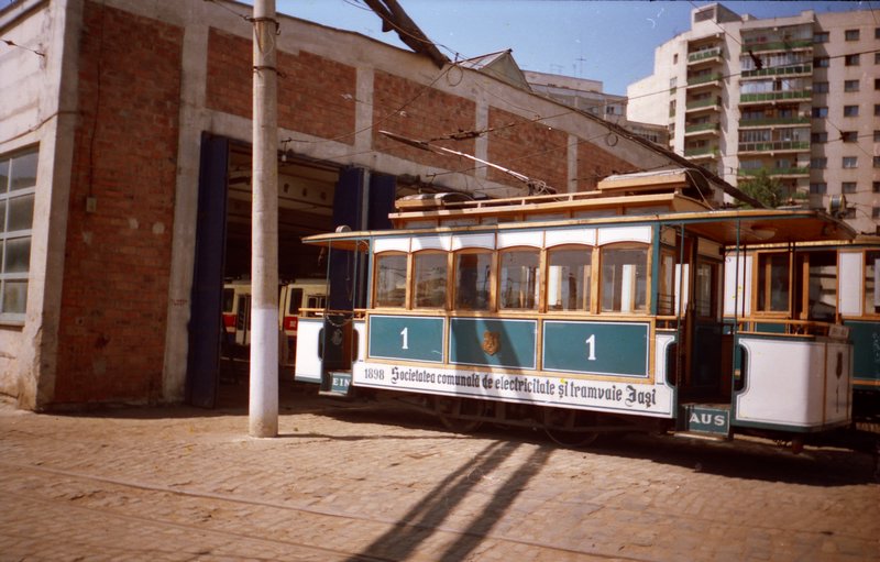 Untitled-12.jpg