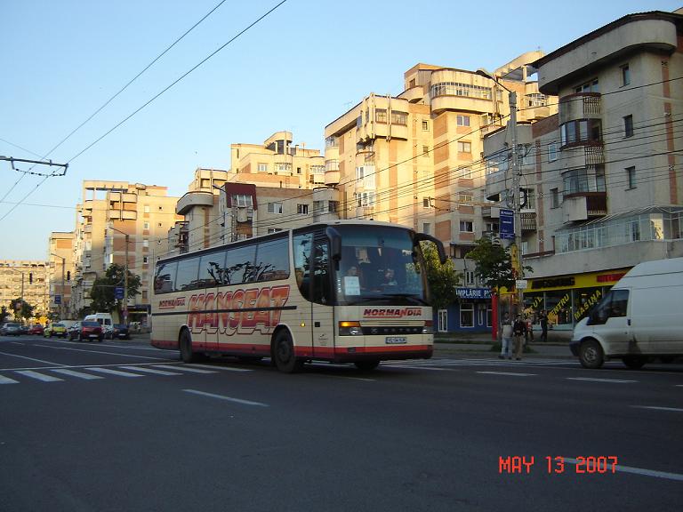 VL 04 NJK.JPG