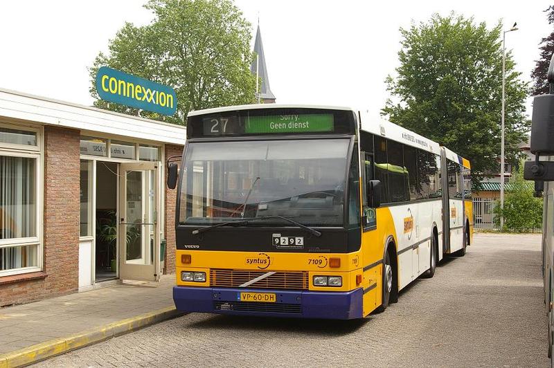 Volvo B10MA-Den Oudsten B88.JPG